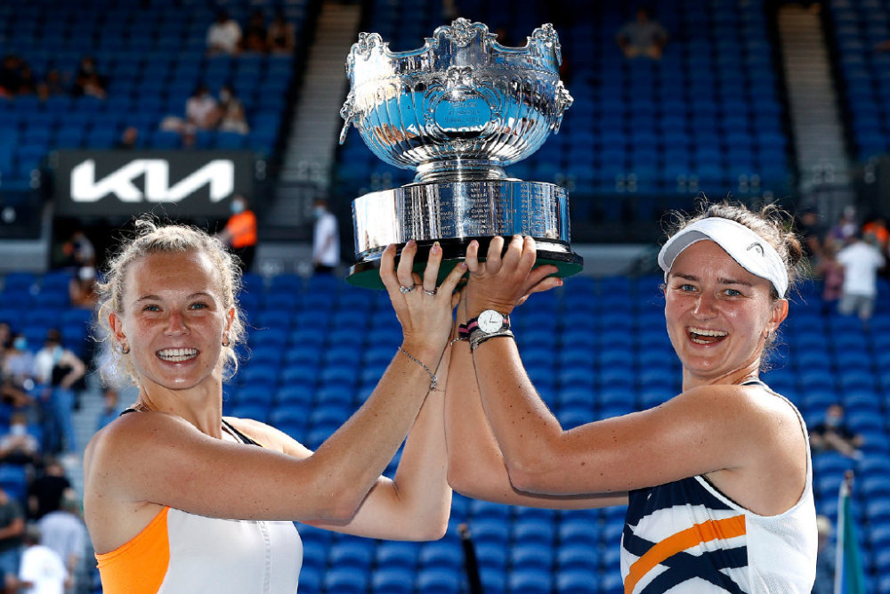 马来西亚队鏖战韩国队，黄鸭组合带队取胜