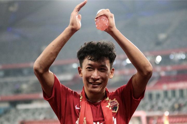 深圳佳兆业客场逆袭，全队士气高涨